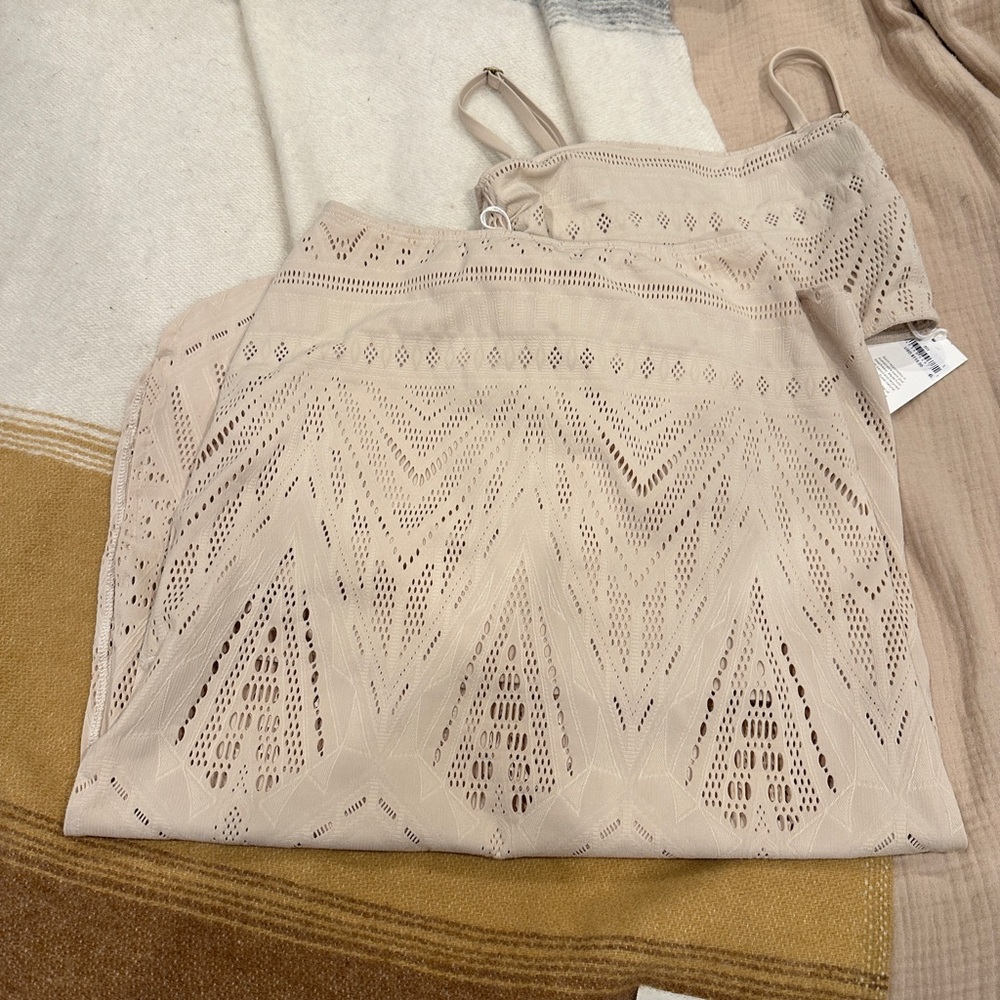 Vitamin A Harper crochet skirt and top set - Picture 11 of 12